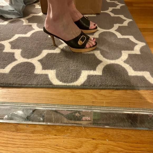 Chanel slides - Picture 7 of 8